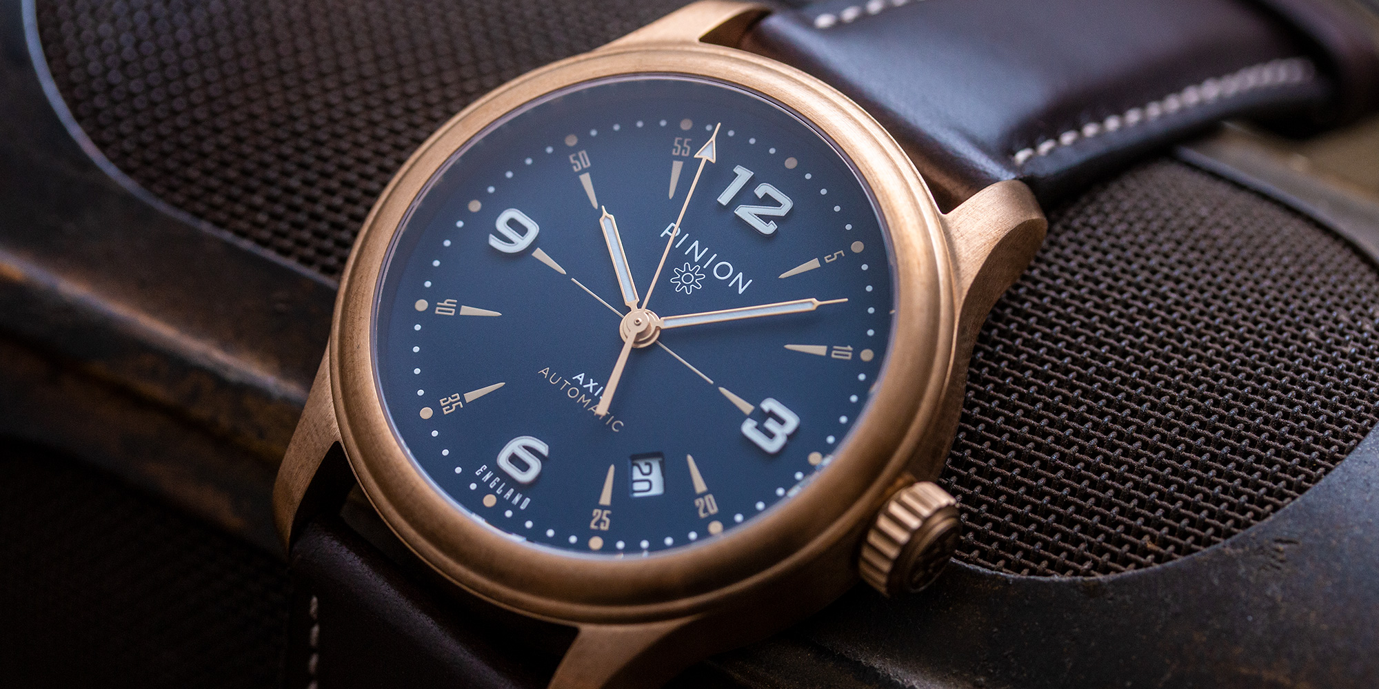 axis-ii-bronze-watch-blue-dial-002