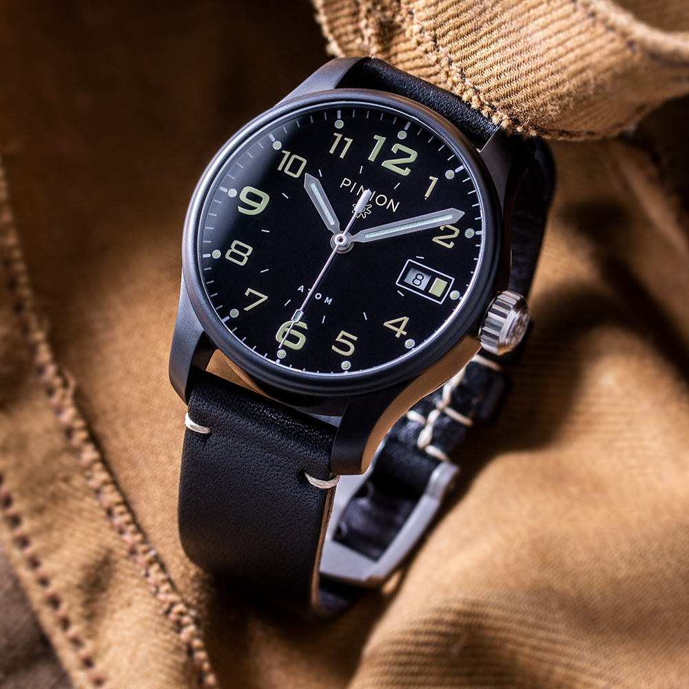 british-watches-pinion-atom-39mm-bk-black-dlc-watch-m002-
