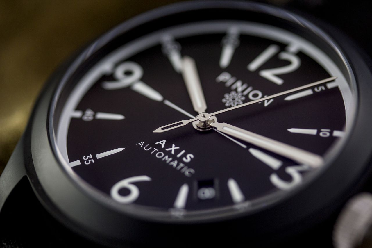 Pinion Axis Black watch