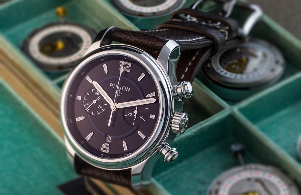 Pinion R-1969 watch